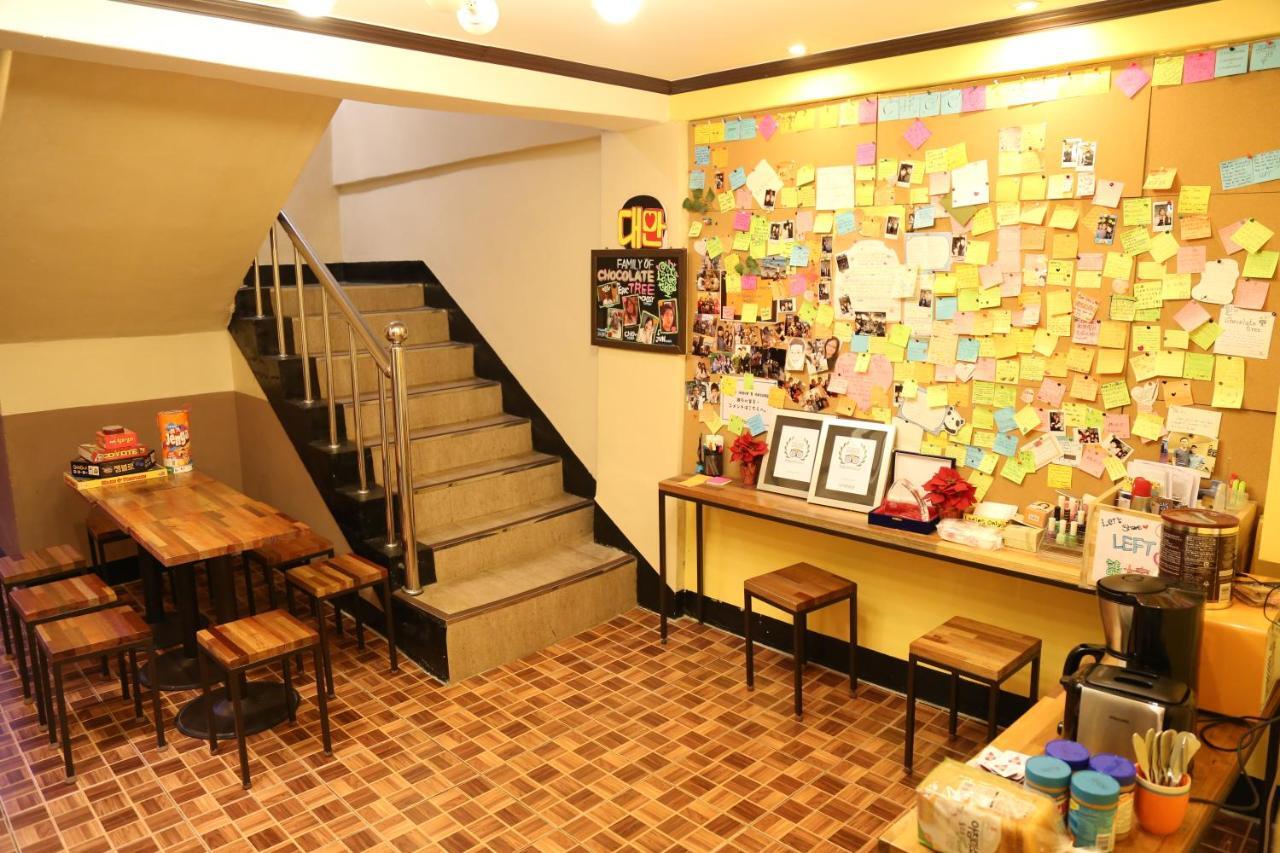 Chocolate Tree Sinchon Hotel Seúl Exterior foto